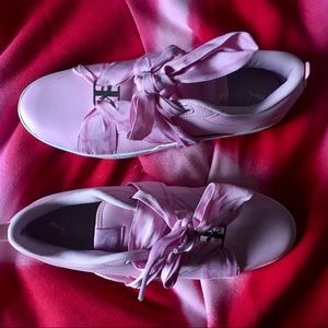 pink puma sneakers